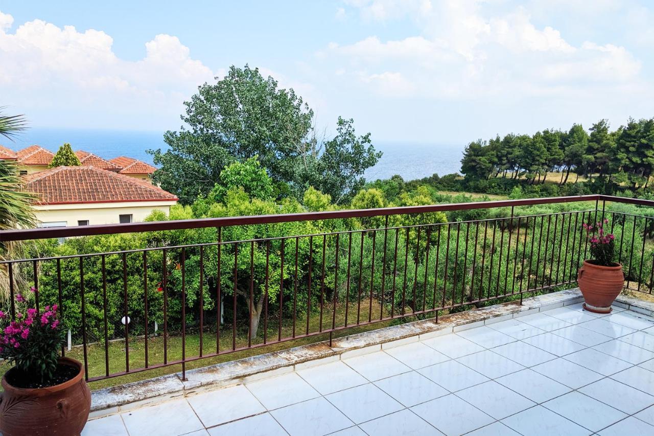 Amazing Sea View Loft, Afytos Apartment Екстериор снимка